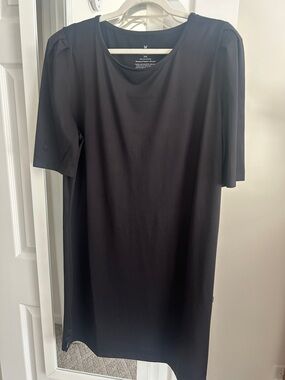 Dudley Stephens Black Short Sleeve Crew Neck Tee Dress